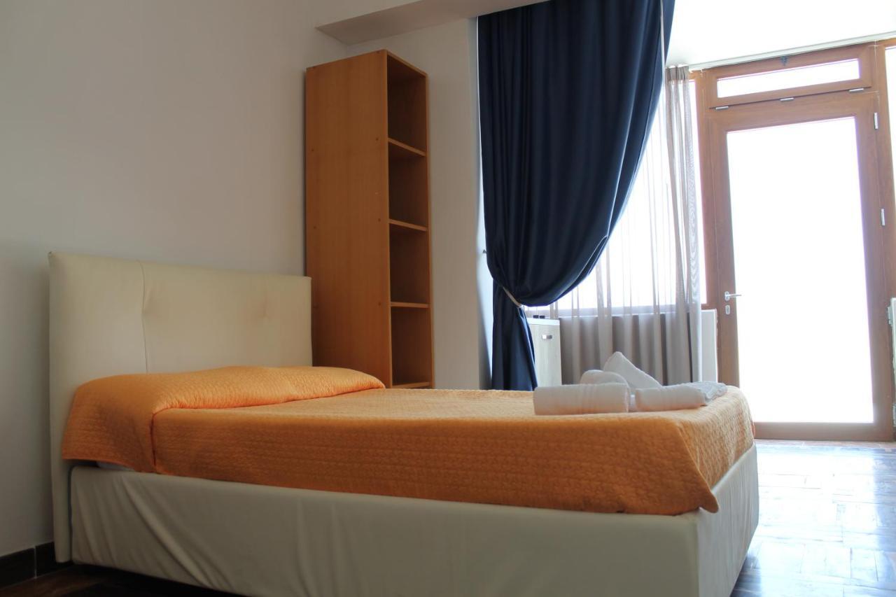 B&B Palazzo Manfredi Vieste, Fronte Mare Con Parcheggio Εξωτερικό φωτογραφία